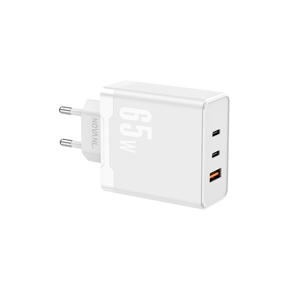 NOVANL ProCharge Ultra 65W GaN 2xUSB-C & USB-A (Drievoudige Poort) Adapter