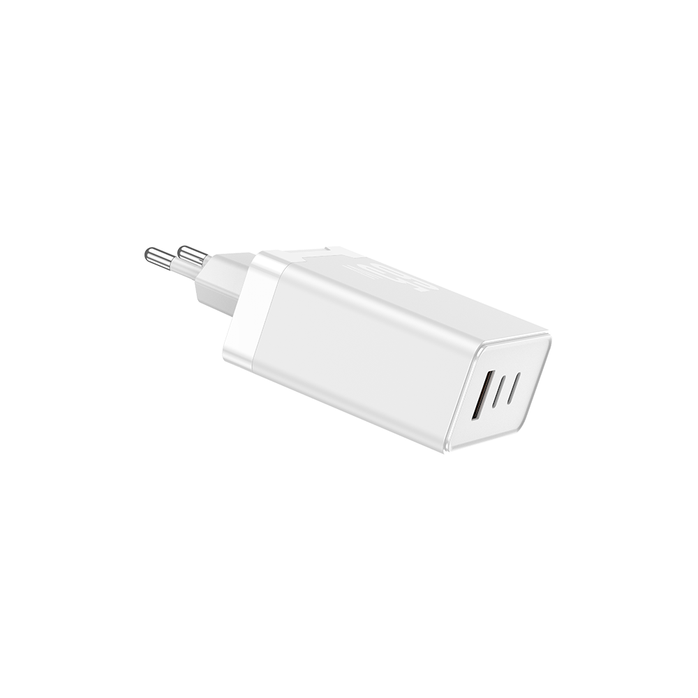 NOVANL ProCharge Ultra 65W GaN 2xUSB-C & USB-A (Drievoudige Poort) Adapter